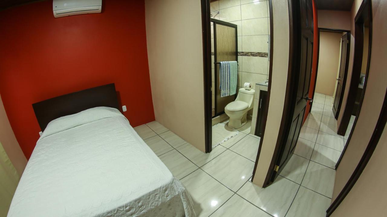 Arenal Red Apartment La Fortuna Екстериор снимка