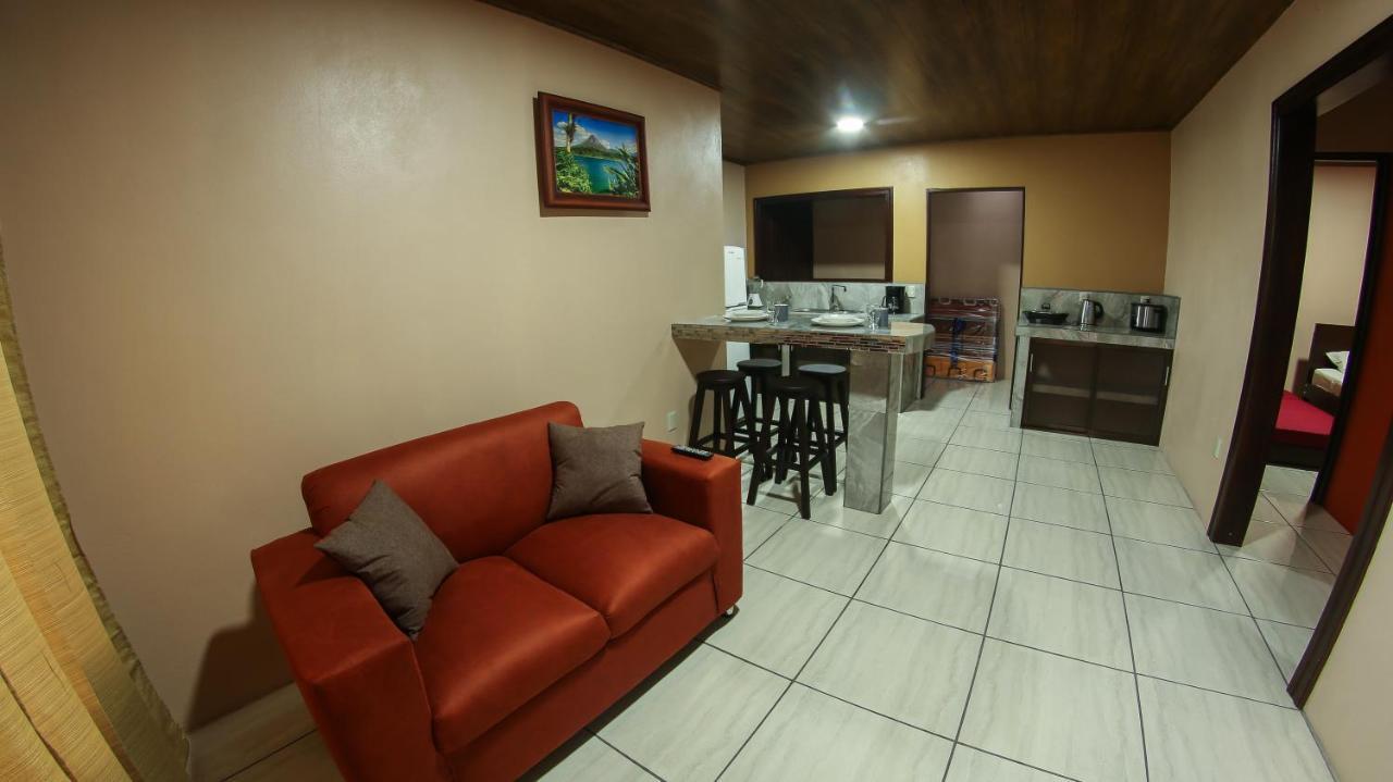 Arenal Red Apartment La Fortuna Екстериор снимка