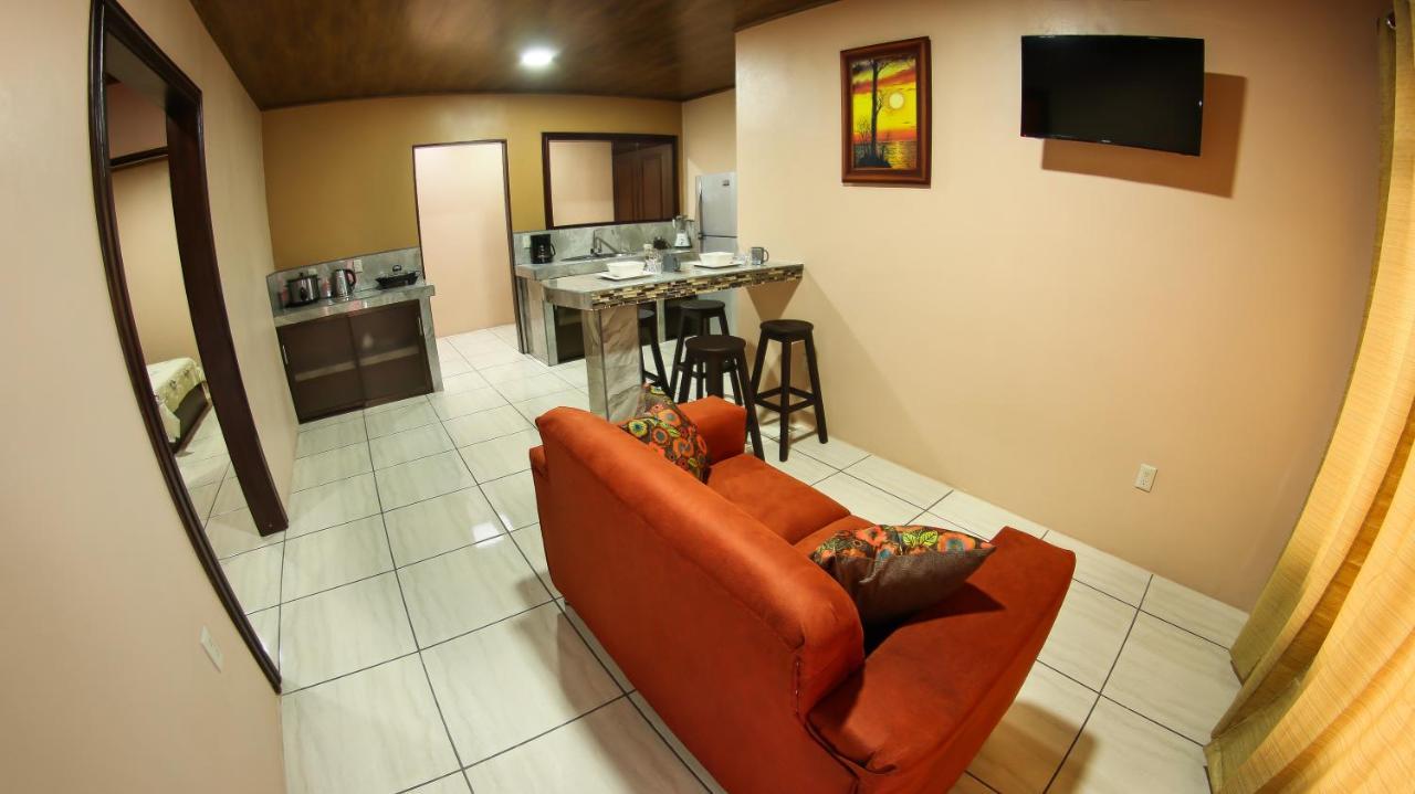 Arenal Red Apartment La Fortuna Екстериор снимка